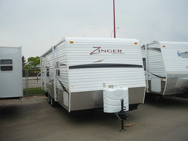 2010 CrossRoads Zinger Photo