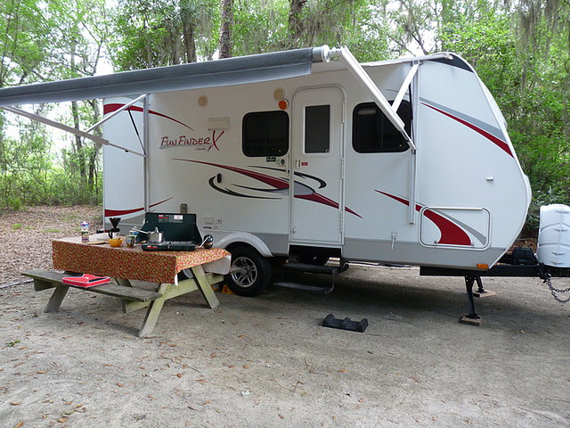 2012 Cruiser RV Classic Cruiser Photo