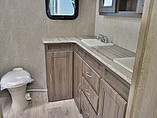 2015 Cruiser RV Enterra Photo #19