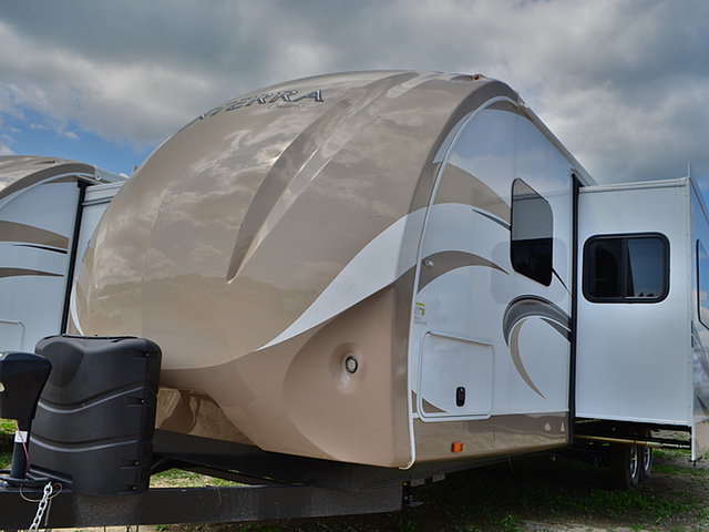 2014 Cruiser RV Enterra Photo