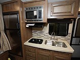 2015 Cruiser RV Fun Finder Photo #11