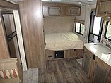 2015 Cruiser RV Fun Finder Photo #5