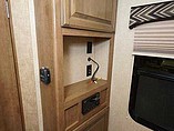 2015 Cruiser RV Fun Finder Photo #12