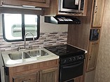 2015 Cruiser RV Fun Finder Photo #12