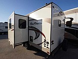 2016 Cruiser RV Fun Finder Photo #2