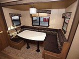 2016 Cruiser RV Fun Finder Photo #9