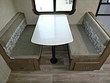 2016 Cruiser RV Fun Finder Photo #8