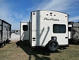 2015 Cruiser RV Fun Finder Photo #3