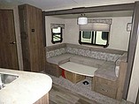 2016 Cruiser RV Fun Finder Photo #6