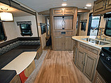 2015 Cruiser RV Fun Finder Photo #9