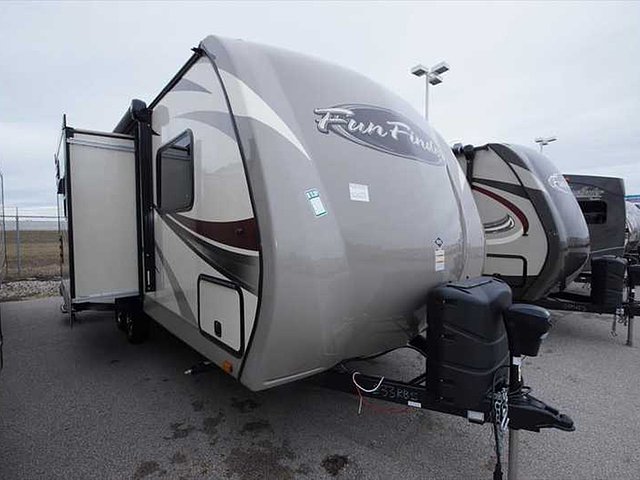 2015 Cruiser RV Fun Finder Photo
