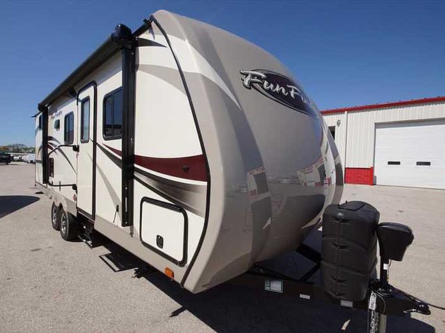 2016 Cruiser RV Fun Finder Photo