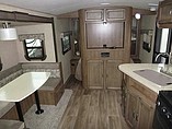 2015 Cruiser RV Fun Finder Photo #9