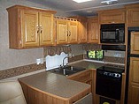 2007 Cruiser RV Land Roamer Photo #7