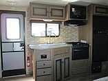 2015 Cruiser RV Radiance Photo #12