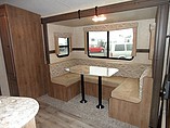 2015 Cruiser RV Radiance Photo #8