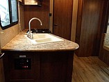 2015 Cruiser RV Radiance Photo #10