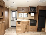 2015 Cruiser RV Radiance Photo #10