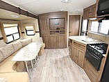 2015 Cruiser RV Radiance Photo #18