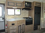 2015 Cruiser RV Radiance Photo #10