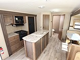 2015 Cruiser RV Radiance Photo #6