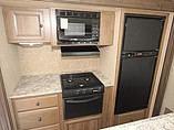 2015 Cruiser RV Radiance Photo #16