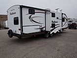 2015 Cruiser RV Radiance Photo #5