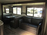 2015 Cruiser RV Radiance Photo #7