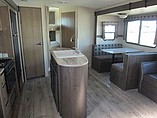 2015 Cruiser RV Radiance Photo #8