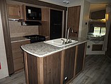 2015 Cruiser RV Radiance Photo #11