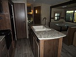 2015 Cruiser RV Radiance Photo #10