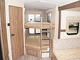 2015 Cruiser RV Radiance Photo #12