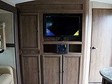 2015 Cruiser RV Radiance Photo #23