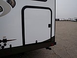 2015 Cruiser RV Radiance Photo #26