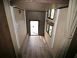 2016 Cruiser RV Radiance Photo #12