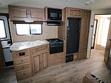 2016 Cruiser RV Radiance Photo #4