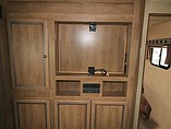 2016 Cruiser RV Radiance Photo #7