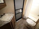 2016 Cruiser RV Radiance Photo #10