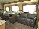 2015 Cruiser RV Radiance Photo #8