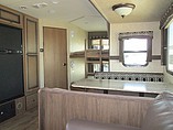 2015 Cruiser RV Radiance Photo #10