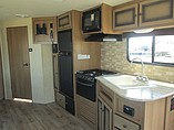 2015 Cruiser RV Radiance Photo #11