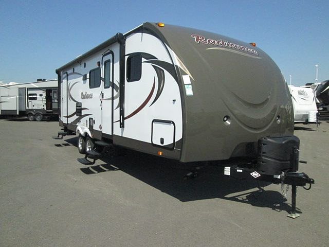 2015 Cruiser RV Radiance Photo