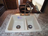 2015 Cruiser RV Radiance Photo #16