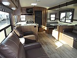 2015 Cruiser RV Radiance Photo #9