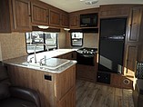 2015 Cruiser RV Radiance Photo #10