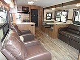 2015 Cruiser RV Radiance Photo #8