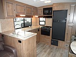 2015 Cruiser RV Radiance Photo #11