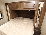 2015 Cruiser RV Radiance Photo #8