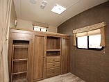 2015 Cruiser RV Radiance Photo #12