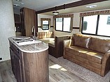 2014 Cruiser RV Radiance Photo #7